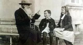 10 цитат Льва Толстого о самом важном в этом мире