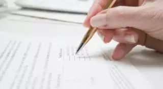 Чиновники признали некорректными анкеты с вопросами о материальном положении в школах Алматы