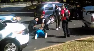 Полиция Шарлотта обнародовала запись убийства афроамериканца