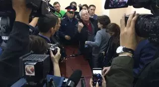 Список конфискуемого имущества Сейтказы Матаева огласил судья