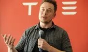 Илон Маск пообещал представить "неожиданную" разработку Tesla