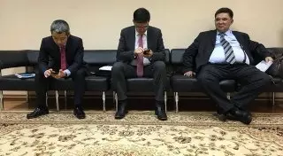 Министр Бишимбаев извинился за казус, случившийся в Астане