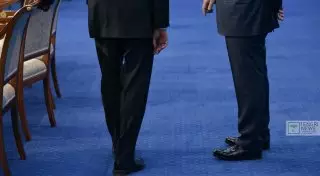 Десять тысяч китайцев претендуют на одну должность в партии