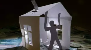 Полковника КНБ выселили из служебной квартиры в Караганде