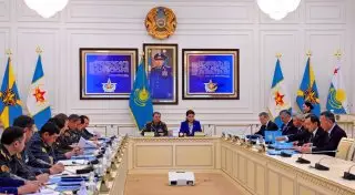 В Астане прошла встреча руководства Министерства обороны с сенаторами