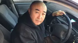 Таксист из Алматы, помогший владельцу вернуть украденные колеса, объяснил свой поступок