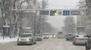 Руководитель управления акимата Алматы освобожден от должности из-за снега