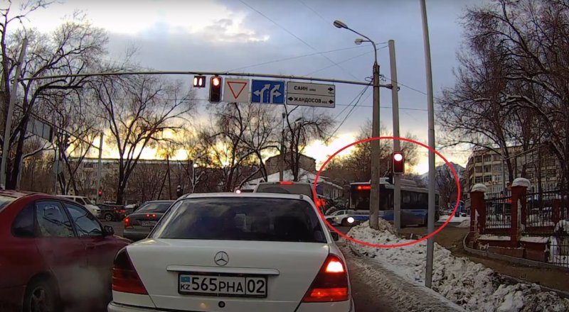 Кадр видео.