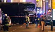 Грузовик въехал в толпу в центре Берлина: 12 человек погибли, 48 ранены