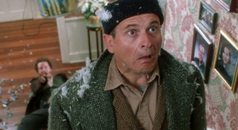 Кадр из фильма "Один дома".