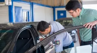 Сколько зарегистрировано легковых автомобилей за 2016 год в Казахстане