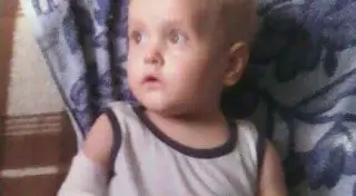 Мальчику-бабочке из Алматинской области не хватает средств на лечение