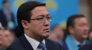 Акишев не ожидает значительного снижения курса тенге