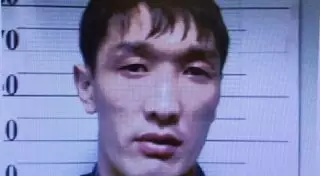 Мужчина в Астане забирал деньги у граждан Узбекистана, представляясь полицейским