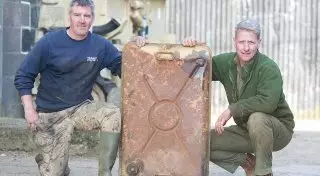 Британец нашел в советском танке золотые слитки на 2 миллиона евро