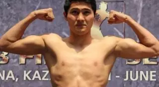 Два казахстанских боксера нокаутировали своих соперников в США