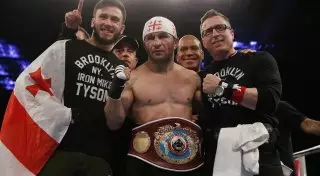 Грузинский боксер нокаутировал британца и стал претендентом на пояс Сондерса