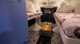 Железнодорожники предоставили вагоны для проживания жителям Атбасара