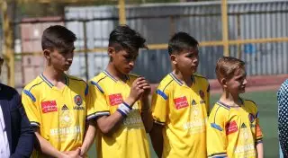 Казахстанские детдомовцы о футболе, мечте и семье