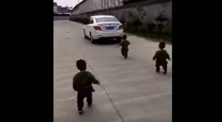 Папа, вернись! Трогательное видео покорило Интернет