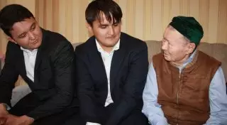 "КазМунайгаз" поздравляет ветеранов ВОВ с Днем Победы