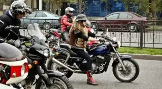 В Алматы ограничат движение по маршруту мотоколонны