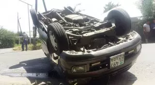 ДТП с "перевертышем" в Алматы: пострадал ребенок и двое взрослых