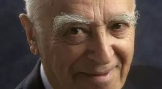 Актер Владимир Этуш госпитализирован после падения  - СМИ