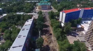 Байбек поручил сохранить брусчатку 30-х годов, найденную по улице Панфилова в Алматы