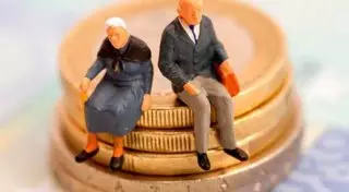 Алматинец незаконно продал особняк шестерым пенсионерам и 8 лет скрывался