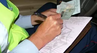 Двое полицейских Астаны подделали адмпротоколы для улучшения своих показателей