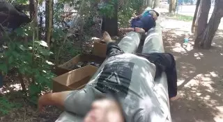 Спящих на трубах людей в Астане показали Исекешеву