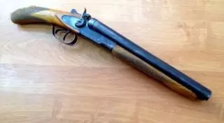 Ревнивый карагандинец прострелил сопернику пах и получил условный срок