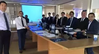 В казахстанской компании начали работать стоя