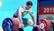 Тяжелоатлет Уланов принес Казахстану третье "золото" Универсиады