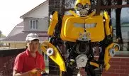 Парень из Талгара собирает трансформеров из автохлама