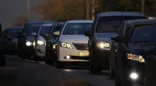 Из-за перекрытой улицы в Астане образовались километровые пробки