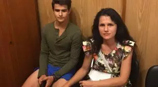 23 ребенка  из горящего здания вынесли двое подростков