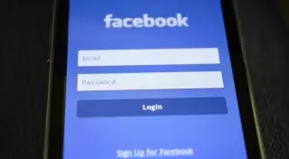 Facebook могут заблокировать в России