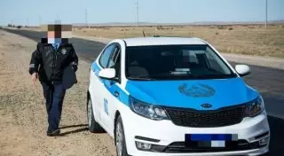 Казахстанских полицейских привлекли к ответственности после публикации блогера из России