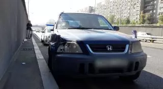 "Не успел среагировать". В Алматы сбили мужчину, подметавшего улицу