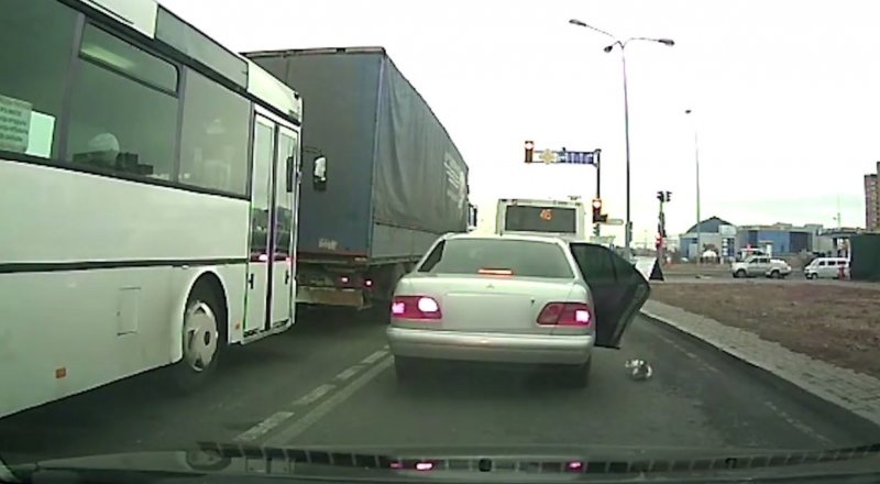 Скриншот видеозаписи