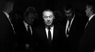 Армянский фотограф хочет подарить уникальный снимок Назарбаеву