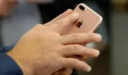 Apple выпустит гнущийся iPhone