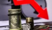 Эксперт назвал три фактора обвала доллара
