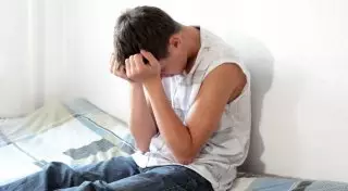 Поила подростков мочой: Директора интерната уволили в России