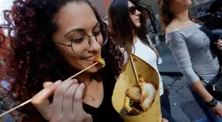 Как сэкономить на еде в путешествии