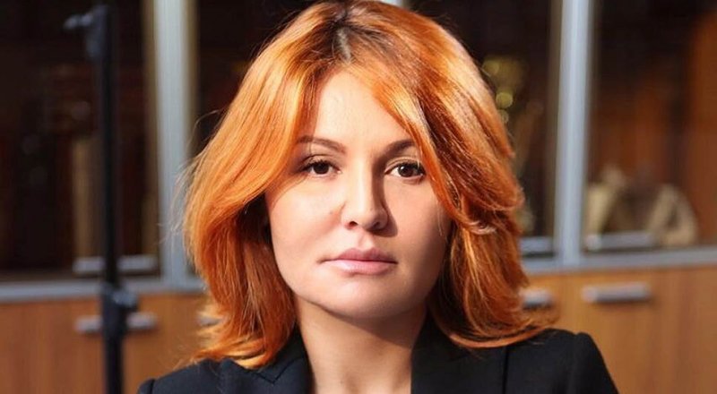 Төрт аяғымен тұрып сорды.