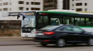 Автобус насмерть сбил пожилого мужчину в Астане