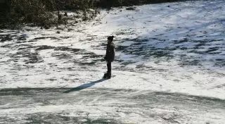 8-летний мальчик спас друга, провалившегося под лед